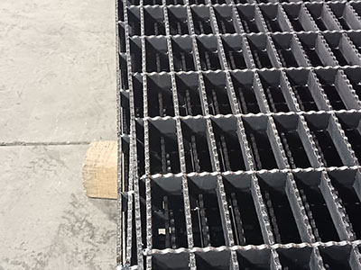 防滑钢格栅板 - 河北正全丝网制造有限公司图片4