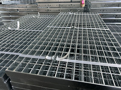 热镀锌钢格栅板